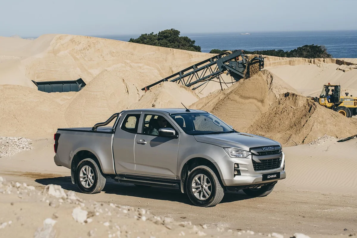 CMH Isuzu d-max extended cab Gallery image 6